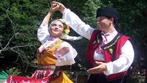 Аксаковски фолклорни групи честват юбилей