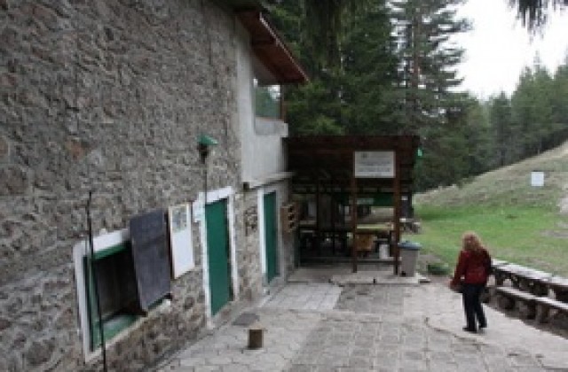 Искат уреждане статута на хижите в България