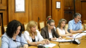 Училищни психолози помагат на децата от дома Коджакафалията