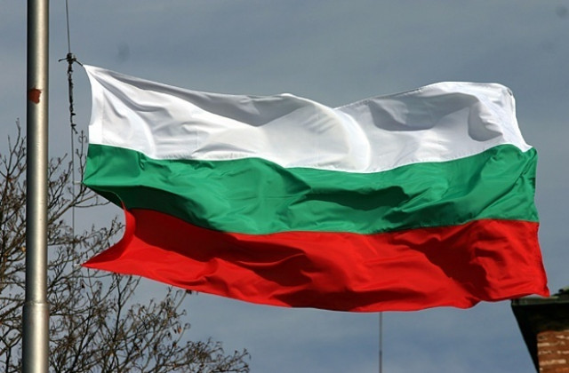 Покланяме се пред паметта на Ботев  и загиналите за свободата на България