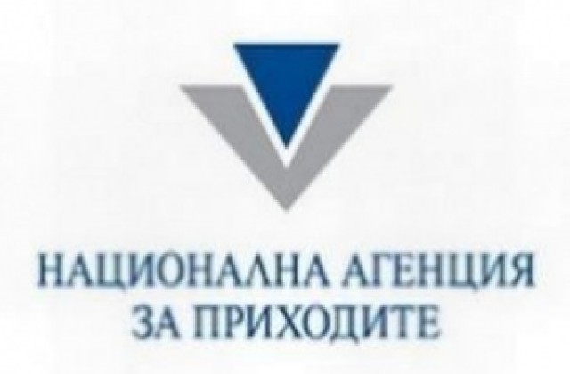 Още месец до крайния срок за Образец 7