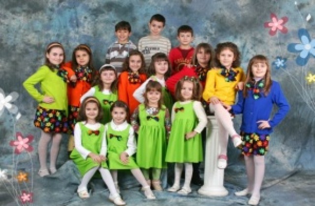 Вокална студия Усмивки  стана на 15