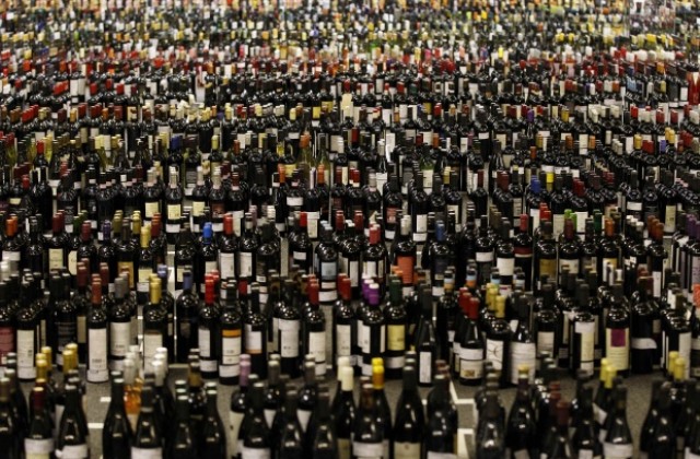 Образование заради Мондиал'2010 - учиха сервитьори как да избират виното