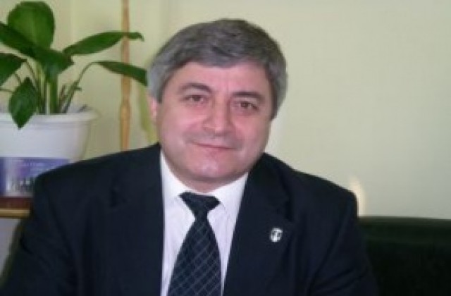 Нунев не отрече категорично, че ГЕРБ готви Христо Белоев за кмет