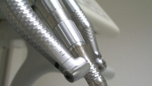 Продължават да дават флуорирано мляко на децата