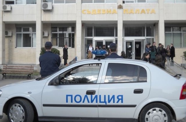 15 години затвор за младежи, убили благоевградски търговец