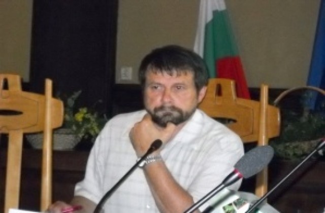 Ст.Златаров: Ако съборят „Златна перла” значи сме в ЕС