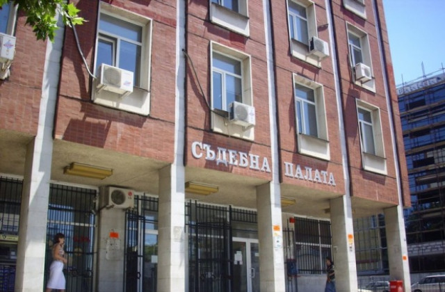 Осъдиха хулиган за заплахи към полицаи