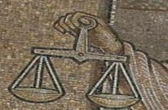 4 години затвор за грабител и насилник