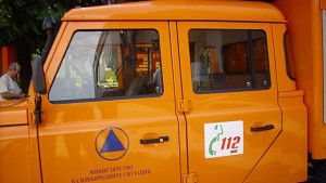 Задръстени шахти наводниха жилища в Троян