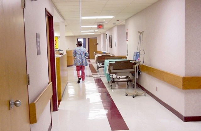 Длъжна ли е България да плаща за лечение на свои граждани в ЕС?