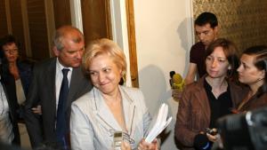 Преразпределят част от данъчната тежест към преките данъци