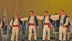 Румънски фолклорен ансамбъл гостува в Добрич