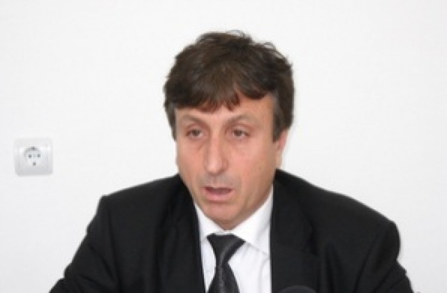 Синята коалиция подкрепя актуализацията на бюджета, но иска намаляването на дефицита догодина