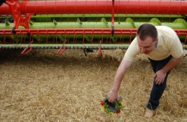 Чакаме 1 млрд. лв. от износ на зърно реколта 2010