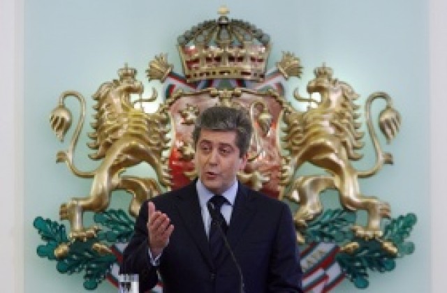 Първанов: Важно е да видим какво предстои да направим, за да излезем от кризата