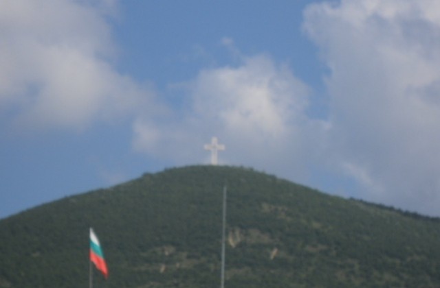 Кръстът над Сливен ще светне по Коледа