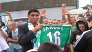 Жардел Може да завърша кариерата си в Черно море