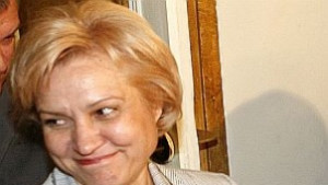 Парите за общините ще се намалят със 100 млн лв