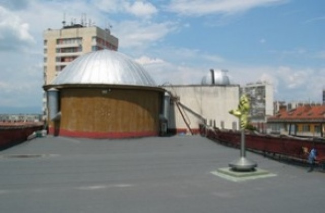 Звездни пъзели ще редят в астрономическата обсерватория в Ямбол