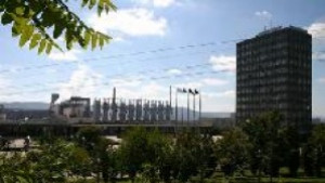 Полимери спря работа над 200 души остават на улицата