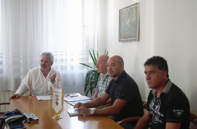 Взимат мерки за оцеляването на ФК Беласица