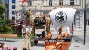 Варненски фолклорни фантазии омагьосаха Сантандер