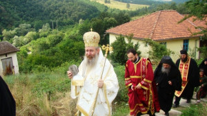 Частица от мощите на Свети Иоан Чудотворец отиде в Чипровския