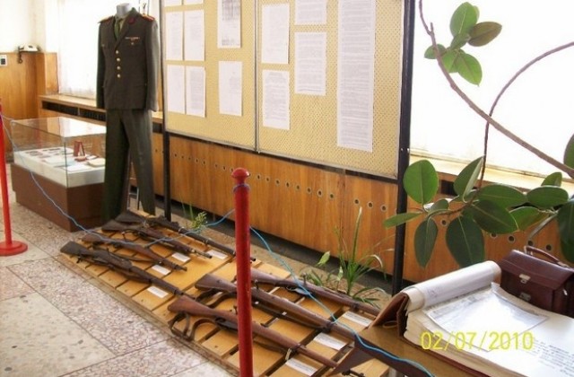Откриха изложба Оръжието на българския полицай 1878-1945 в Ямбол