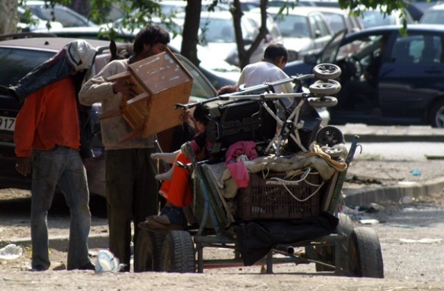 Още не е решено къде ще местят ромите от незаконните гета в София