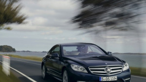 Mercedes разкри фейслифта на CL
