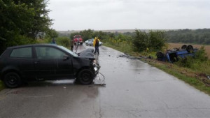 Четирима пострадаха при катастрофа в Новопазарско