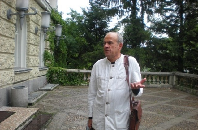 Минчо Минчев свири на „Варненско лято”