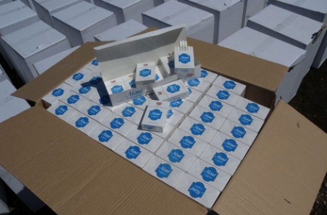 Полицаи иззеха цигари без бандерол от два хранителни магазина