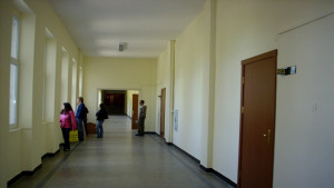 В ШУ приемат документи и утре изпитите стартират на 14