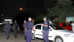 Роми пребиха пътник в автобус направил им забележка че пушат