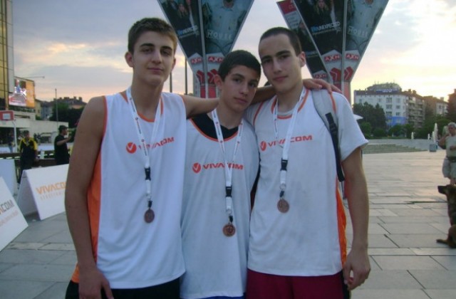 Великотърновски момчета трети в България на стрийтбол