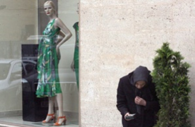 Проверяваха за просещи деца на пазарите