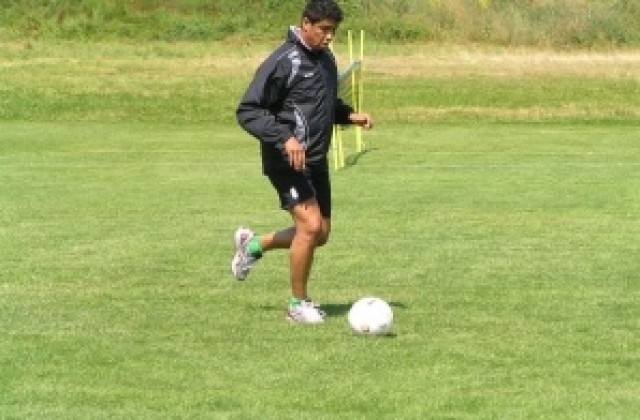 Жардел дебютира за Черно море при равенство с румънци