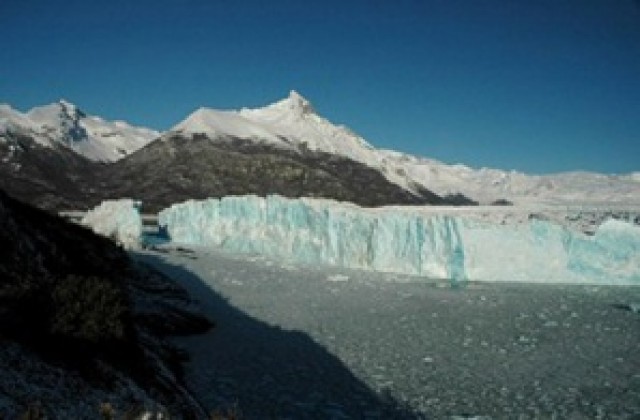 Девет души починаха от полярния студ в Аржентина