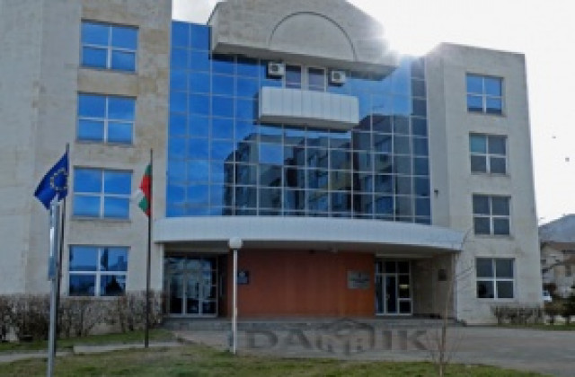 Осигуряващите се в чужбина българи не дължат вноски и тук