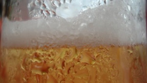 Продажбите на бира са паднали с 4