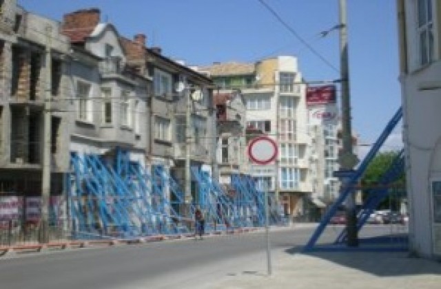 Започнаха изкопни дейности по ул. Николаевска