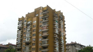 Шуменец почина падна от шестия етаж