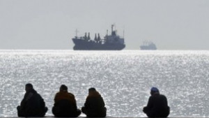 Пожар гасят на пристанище Варна