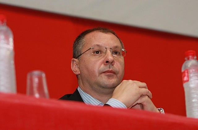 Станишев: Вече сравняват нашия премиер с Уго Чавес