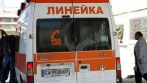 Таксиметров шофьор блъсна полицай