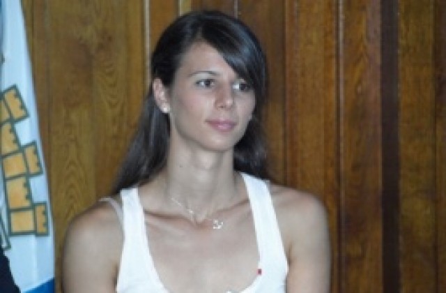 Пиронкова стартира с победа в Турция