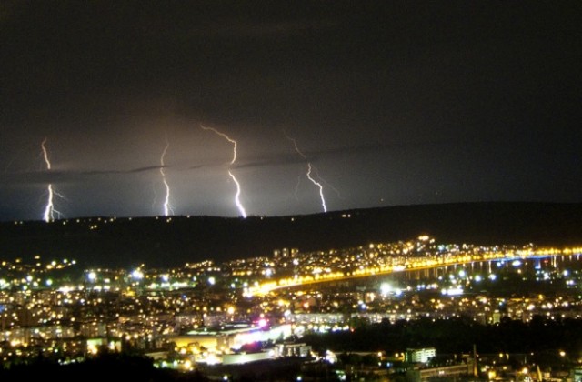 Бурята е нанесла най-много поражения в област Варна