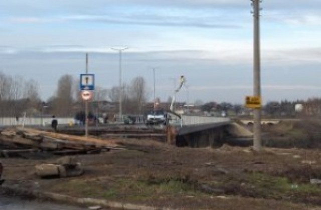 Отпускат 3 млн. лв. за кръгово до моста край Бяла